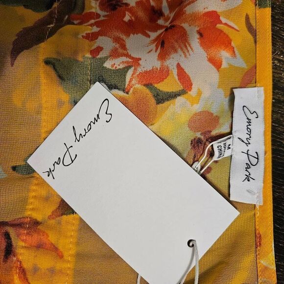 Emory Park kimono, floral. Size M NWT. #858 - Picture 3 of 5